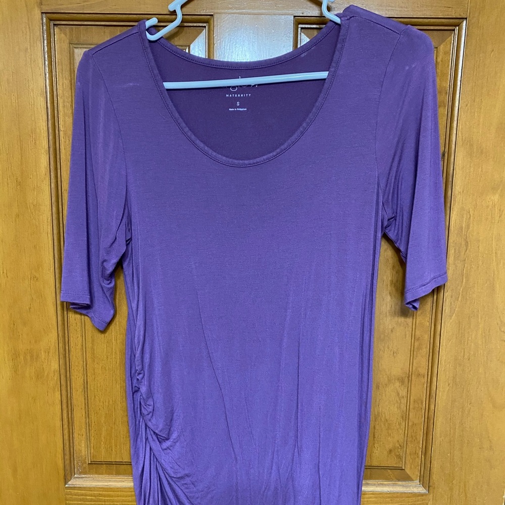 EUC Elbow-Length Sleeve Top